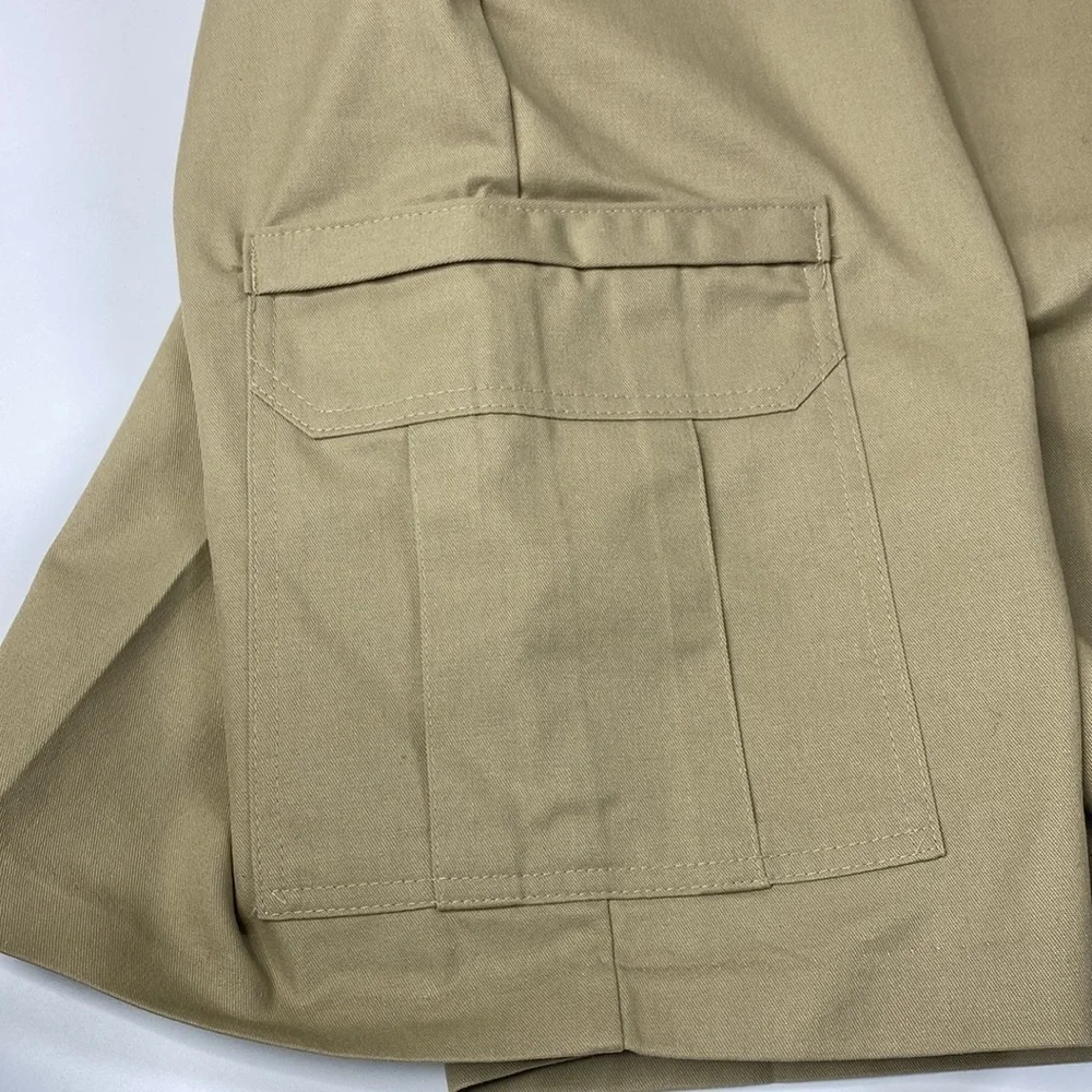 Dickies Cargo Tan Work Shorts NWT Size 44